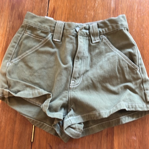Sage green cargo jean shorts from pacsun. Size 26! - Picture 1 of 4